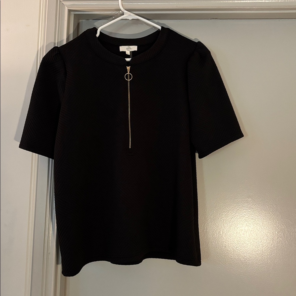 Entro Black Textured Top with Zipper